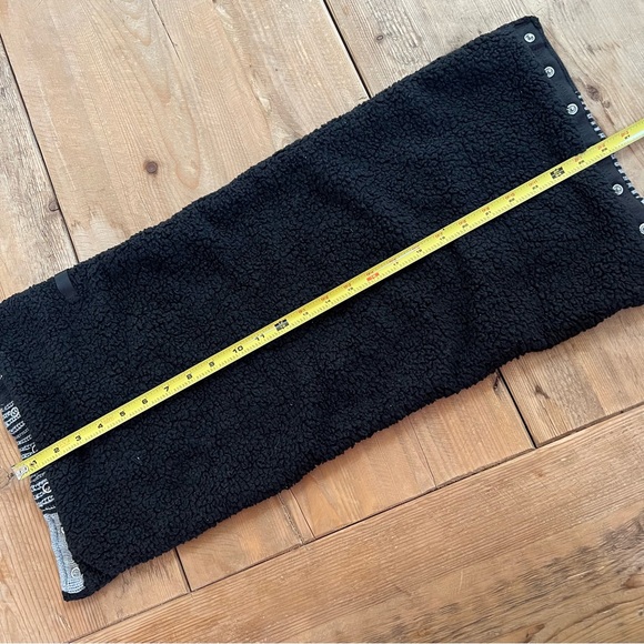 Ivivva by Lululemon Girls Snow Salutation Scarf - Picture 7 of 10